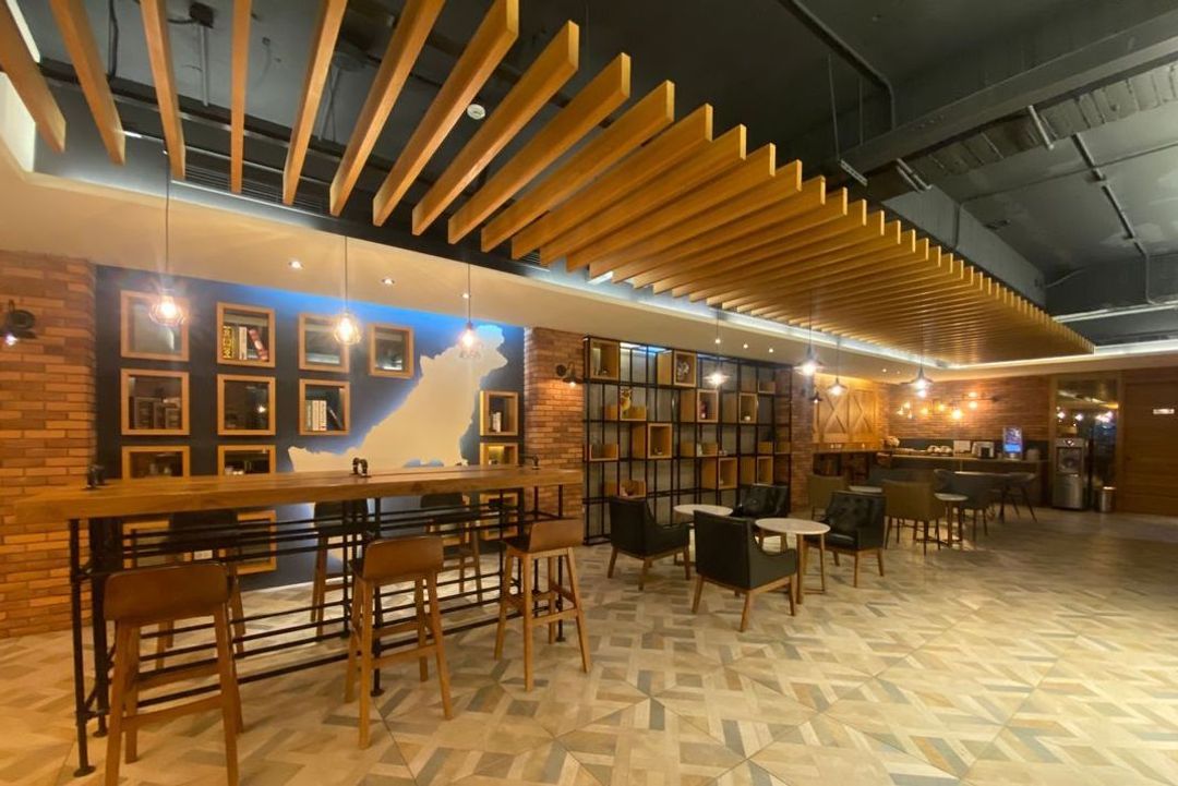 花鄉商旅 (花鄉旅館連鎖-左營店)
