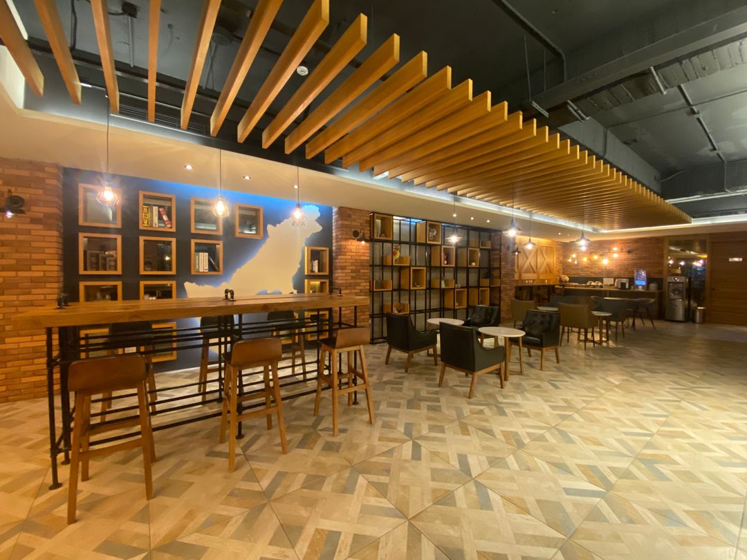 花鄉商旅 (花鄉旅館連鎖-左營店)