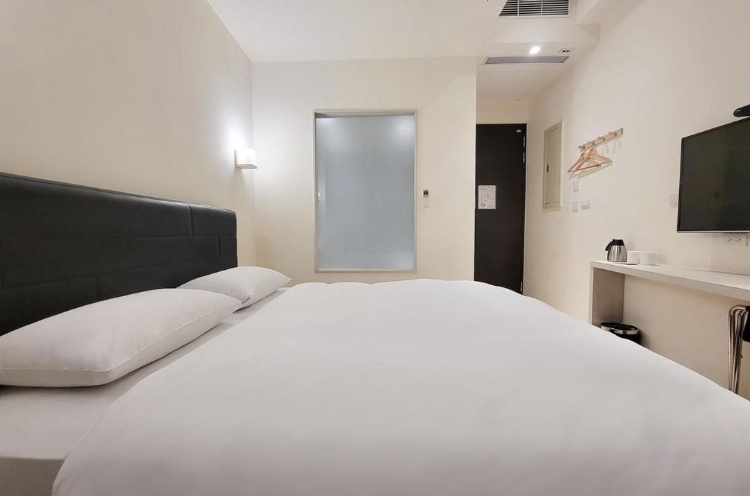 CHECK inn Express Taichung Fuxing