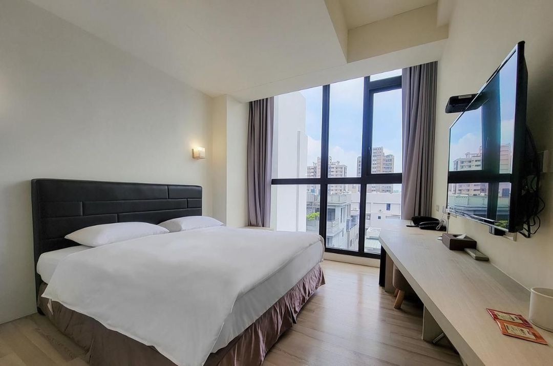 CHECK inn Express Taichung Fuxing