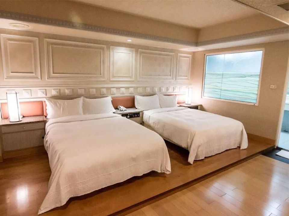 承攜行旅-高雄新崛江-承享家庭客房-1