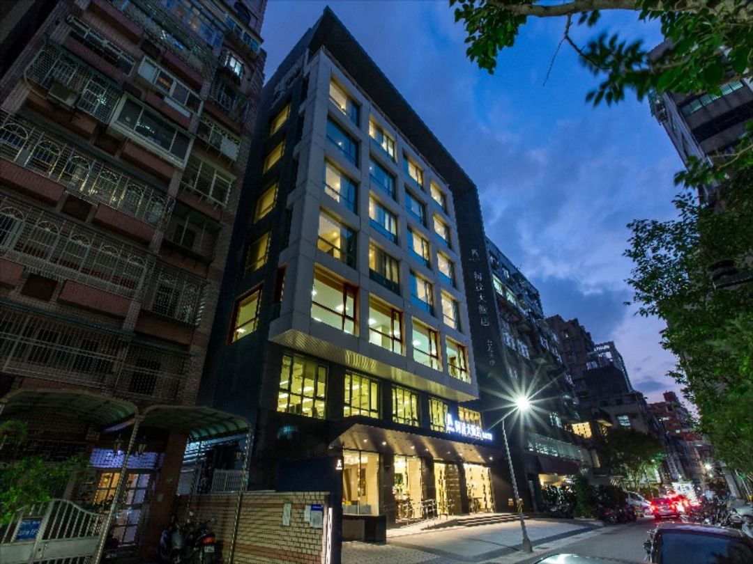 柯达大饭店 台北天津｜紧邻台北车站