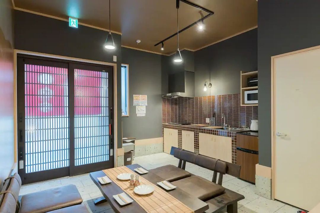 Yamanote Line/Direct access to Shinjuku, Ginza, and Roppongi/2 toilets, 1 bathroom/Max 5pax/Elegant Japanese-style villa