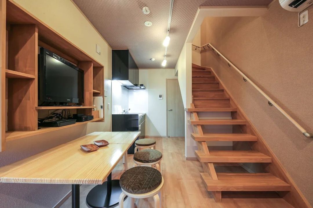 10min walk to Asakusa/2 Bedrooms+Living Room (Loft)/2Toilets+1Bathroom/42㎡, Max 5pax/Entire house