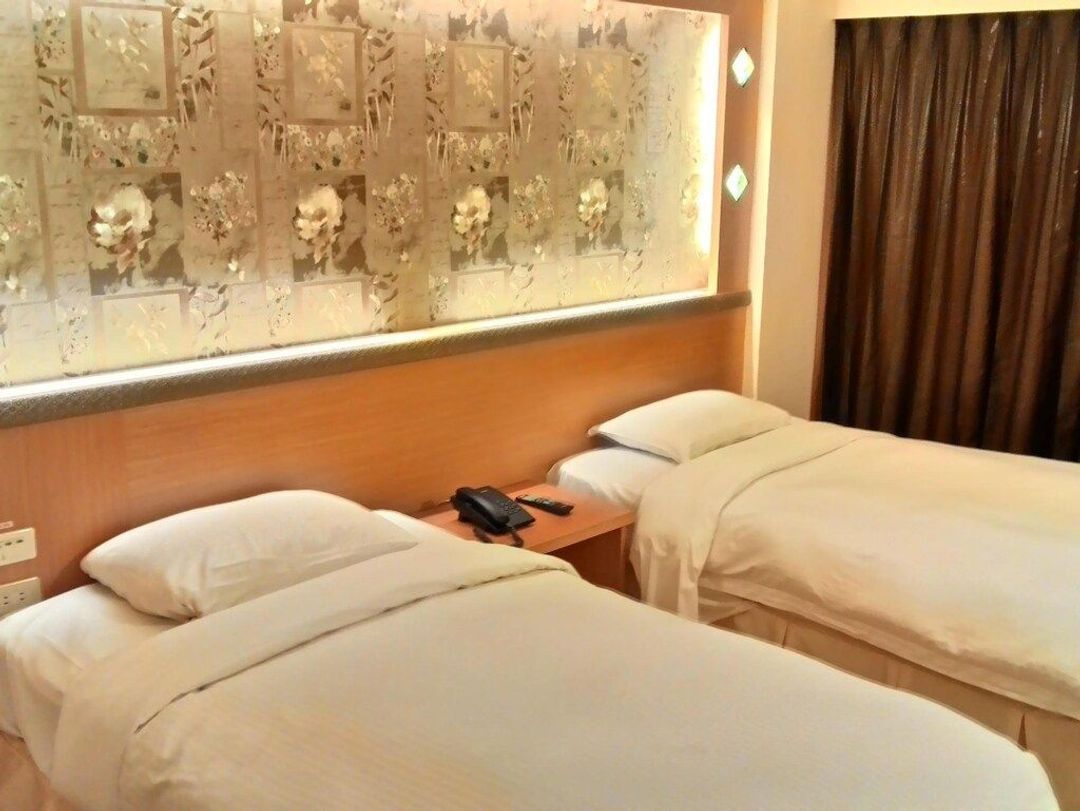 Sinyago Hotel｜Liuhe Night Market 2 minutes walk