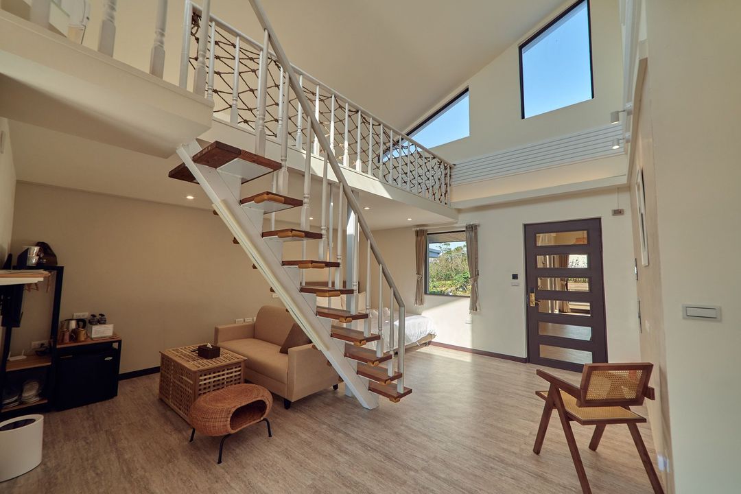 CLIFF VILLA