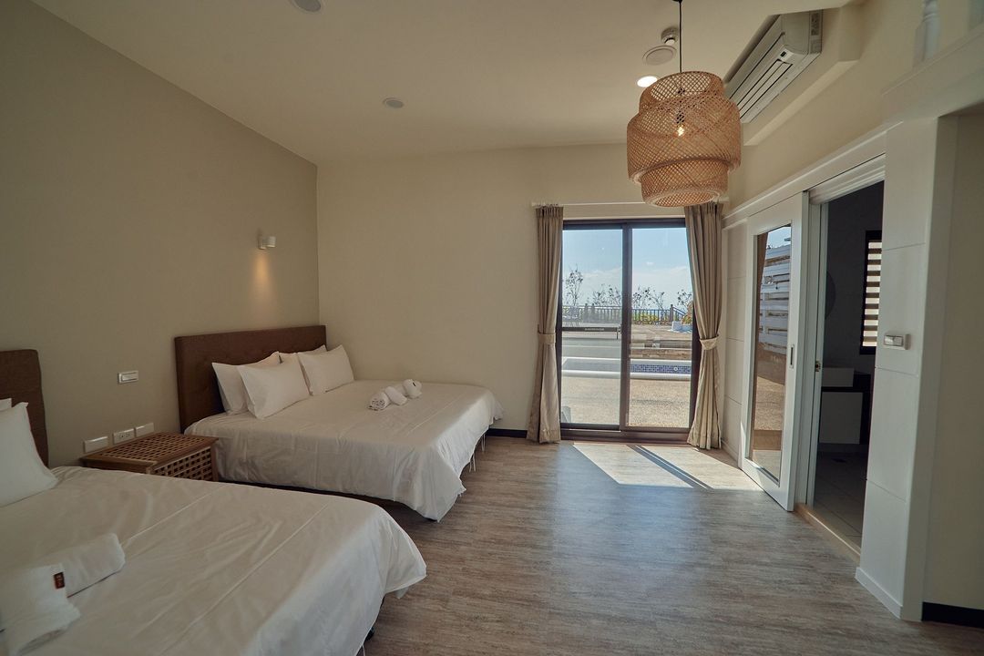 CLIFF VILLA