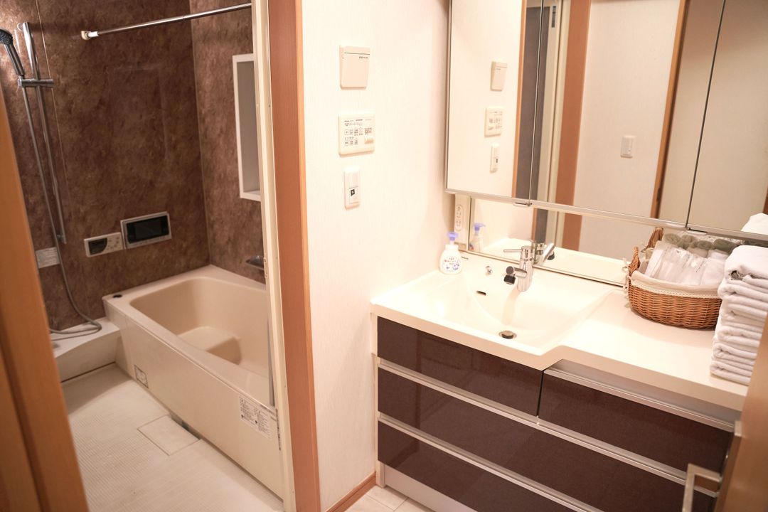 Higashi Shinjuku Modern house