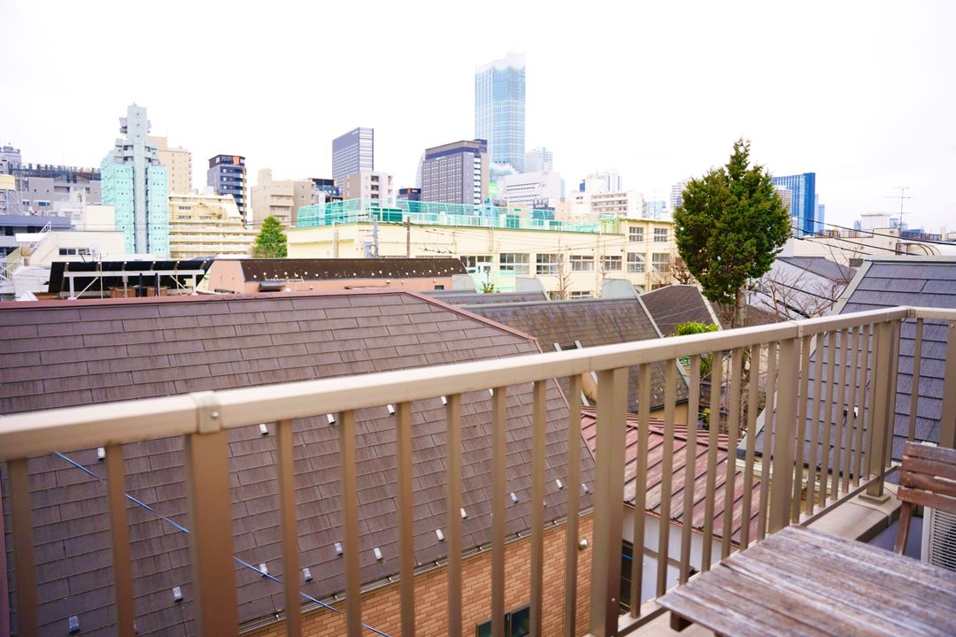Higashi Shinjuku Modern house