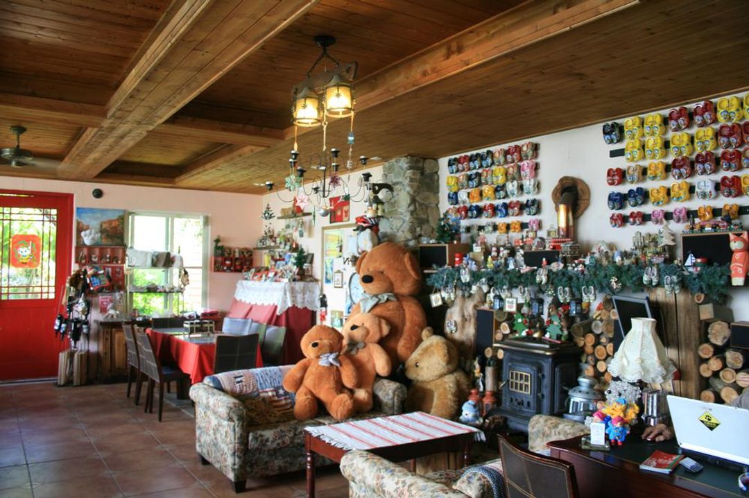 칭징 화이트 베어 하우스 베드 앤 브렉퍼스트 (Chingjing White Bear House Bed and Breakfast)
