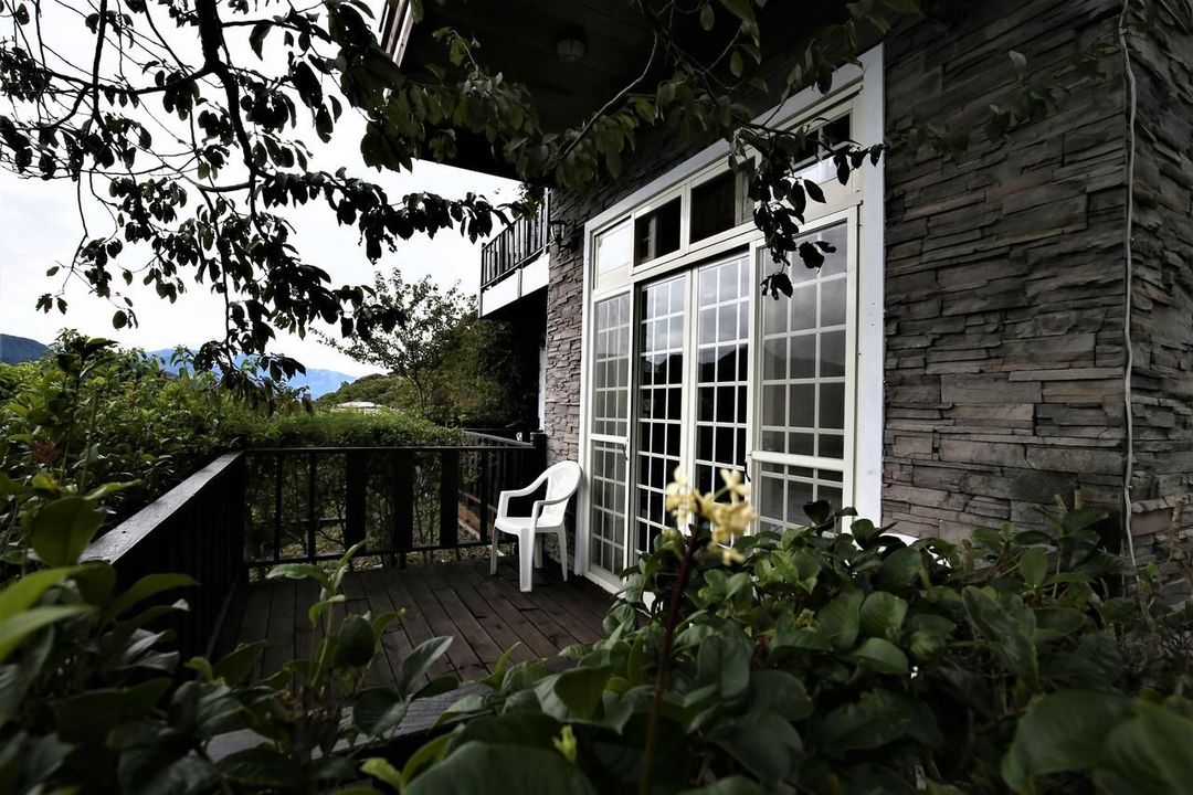 칭징 화이트 베어 하우스 베드 앤 브렉퍼스트 (Chingjing White Bear House Bed and Breakfast)