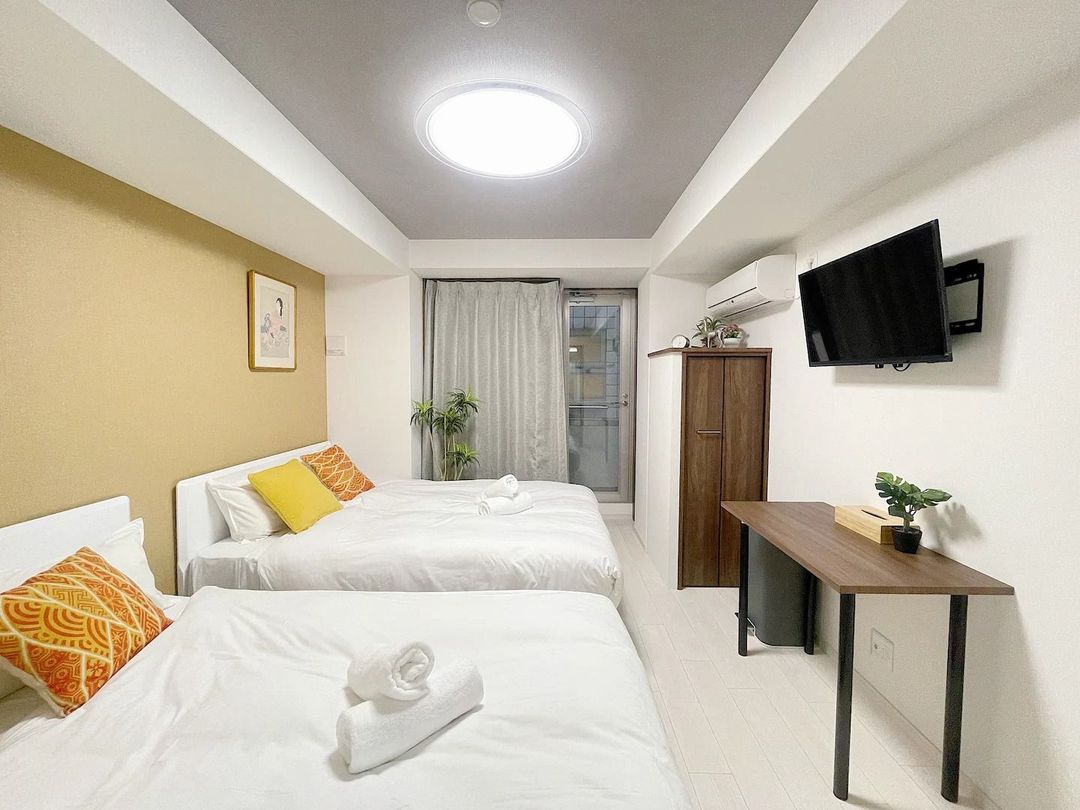 DRY: 皇家旅居｜道頓堀商圈步行3分/日本橋站步行5分/黑門市場步行8分