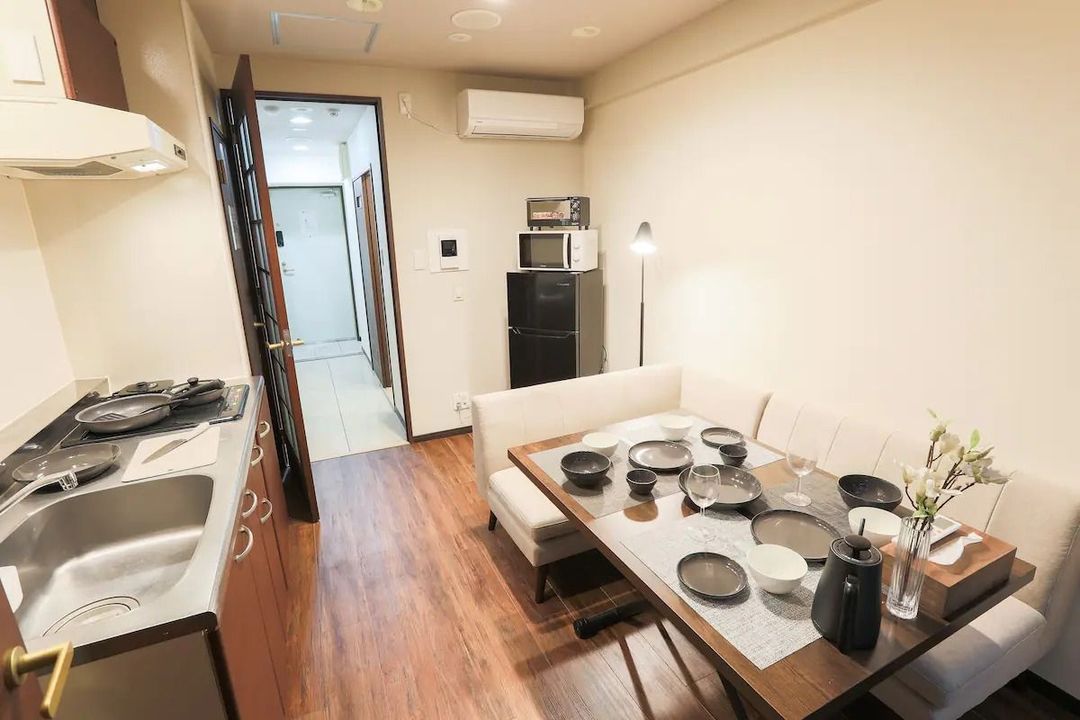OCY: Open Sale! 30 seconds from Nihonbashi Station, within walking distance of Dotonbori and Shinsaibashi! Designer's Aparthotel