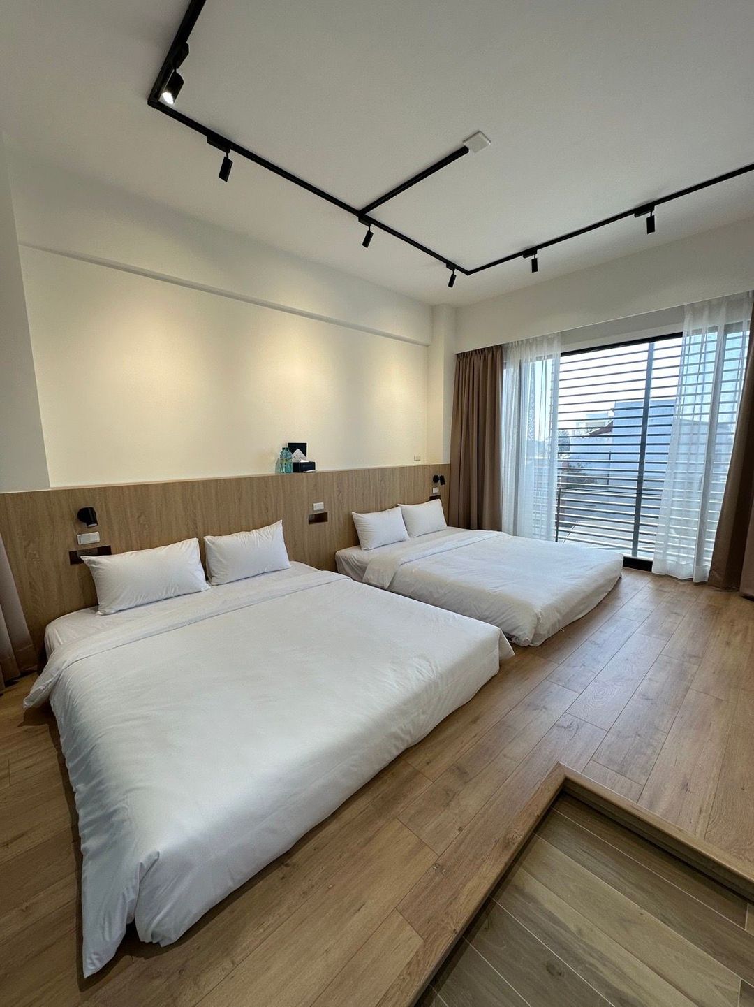 HDL B&B -  Rain Branch
