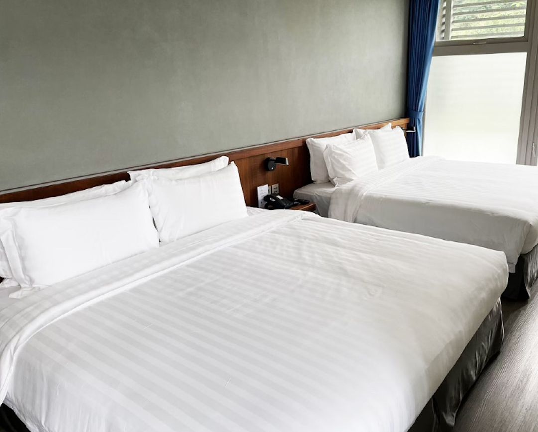 HOTEL BEGINS