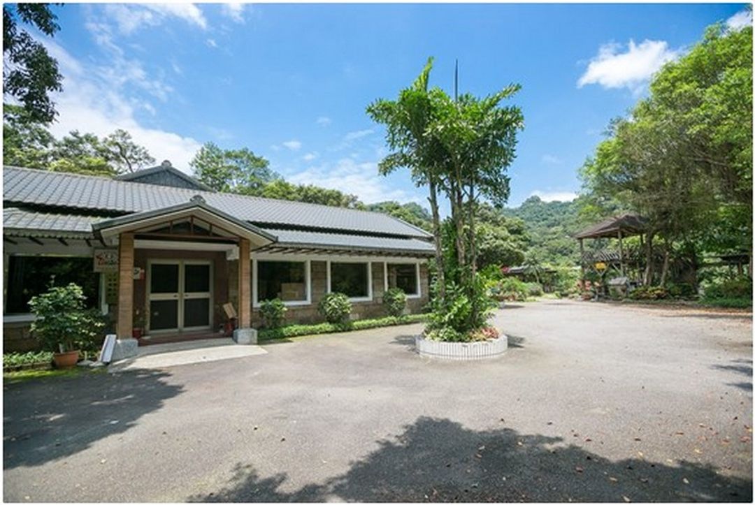 Sancai Ganoderma Farm Bed and Breakfast