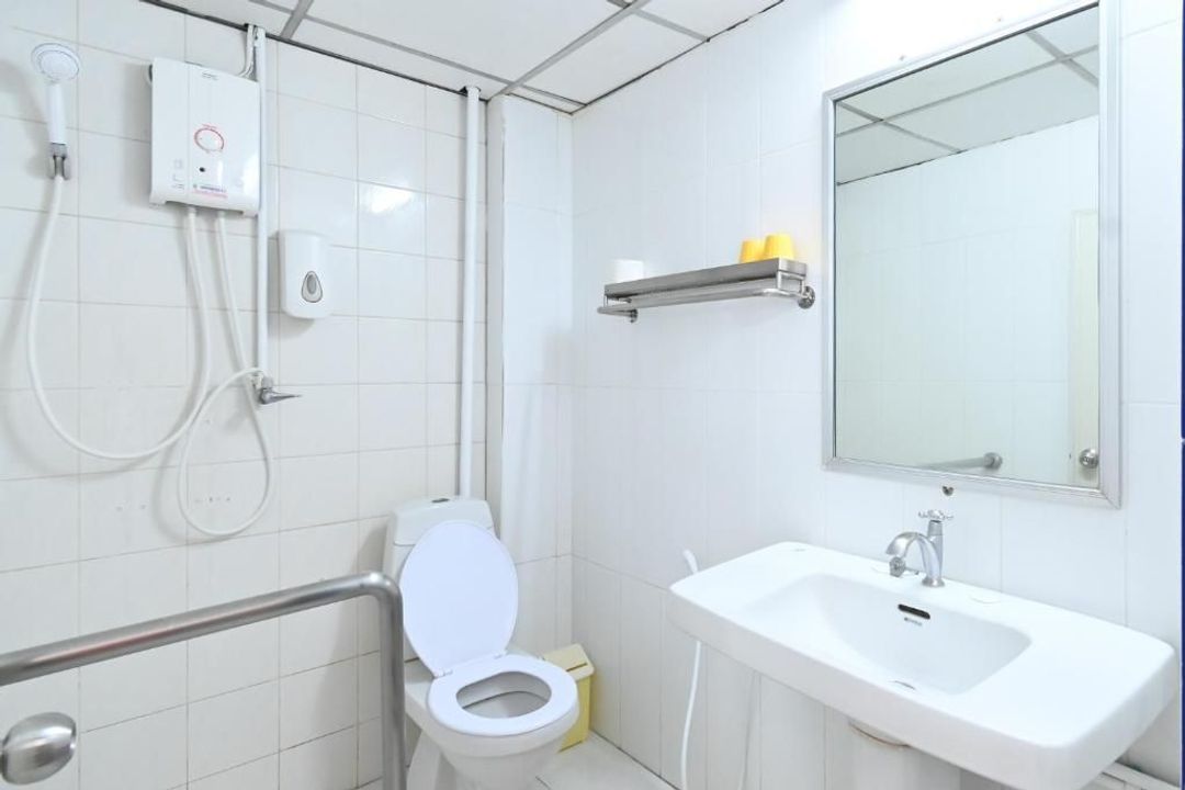 军甲盛斯利荣饭店 The Krungkasem Srikrung Hotel (SHA Extra Plus)