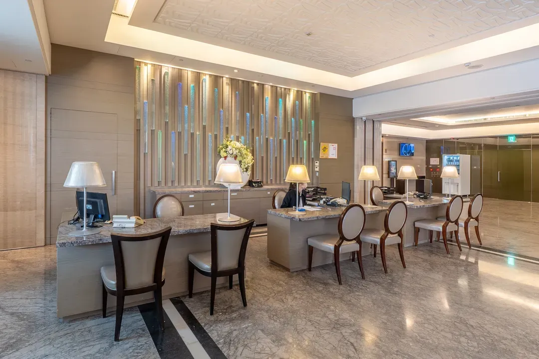 CHECK inn SELECT Taichung Dadun