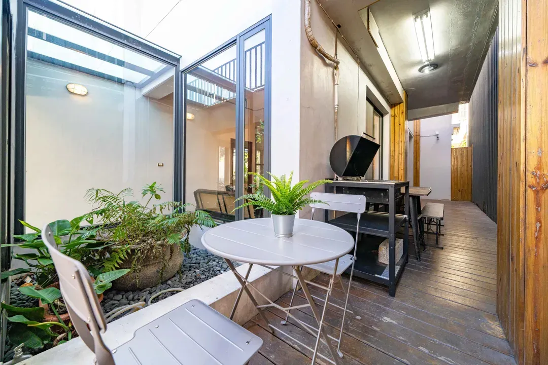 B&B very close to the seaside l 4-14 person Hualien package building l Wenqing Industrial l Parent-child and pet-friendly l KTV & Electric Mahjong