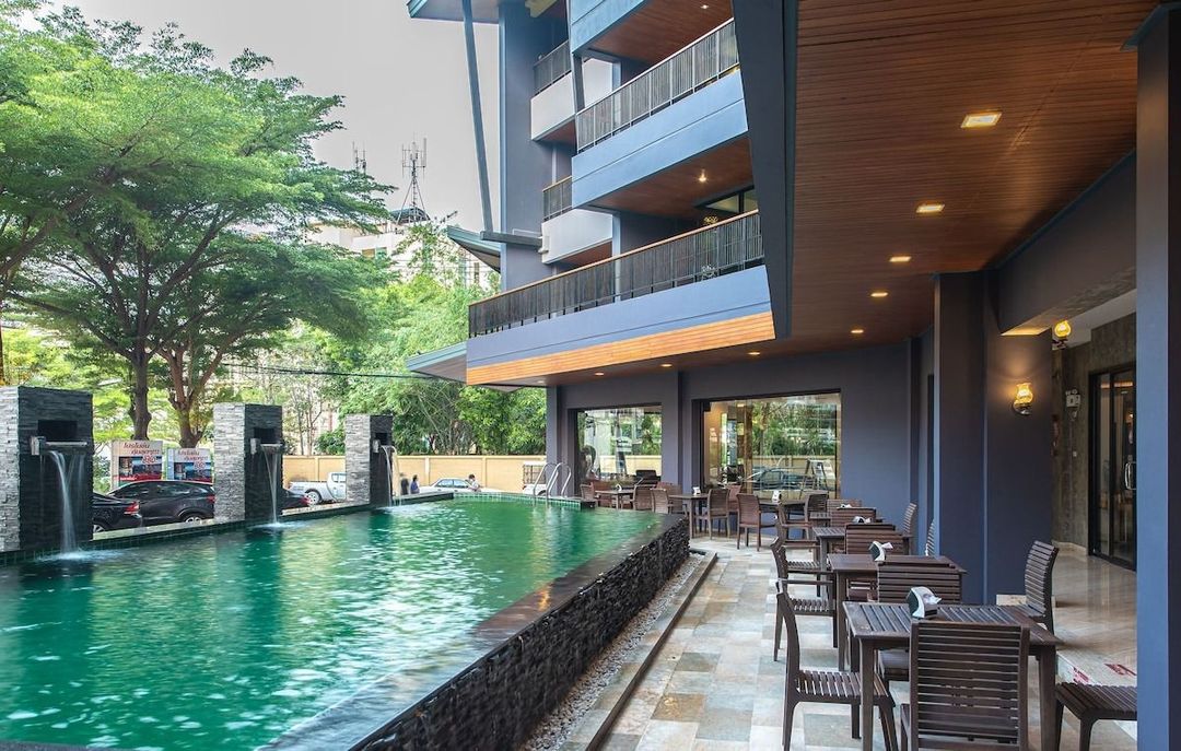The Proud Exclusive Hotel-1