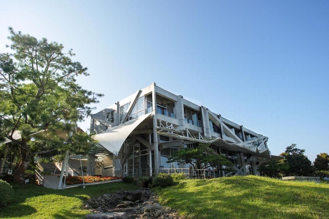 雲林縣-華山觀止｜一泊二食、半露天陽台獨享絕佳景緻