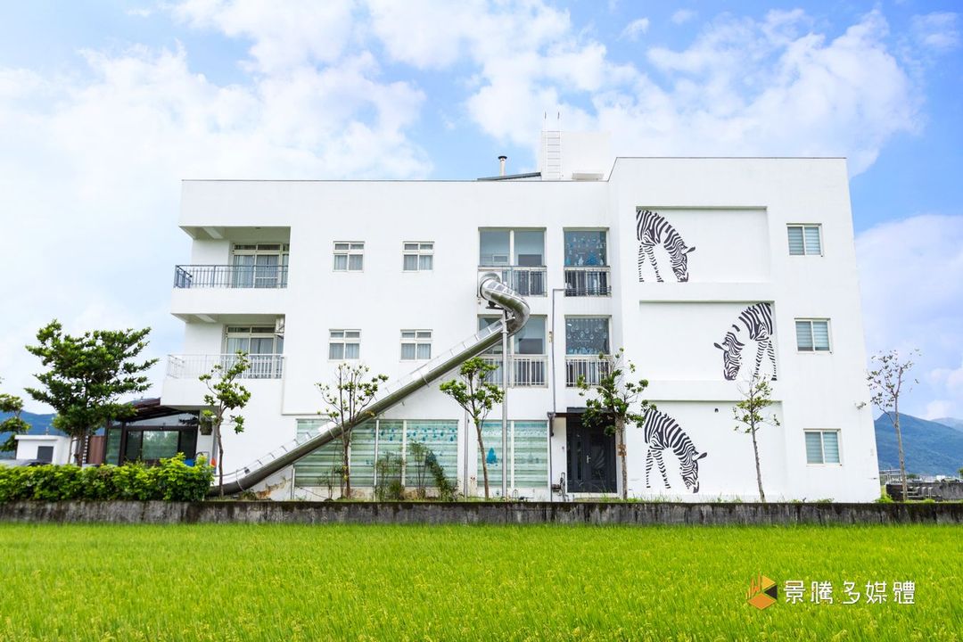 武暖ZOO親子民宿(新館)｜新開幕、親子溜滑梯民宿、戲水池