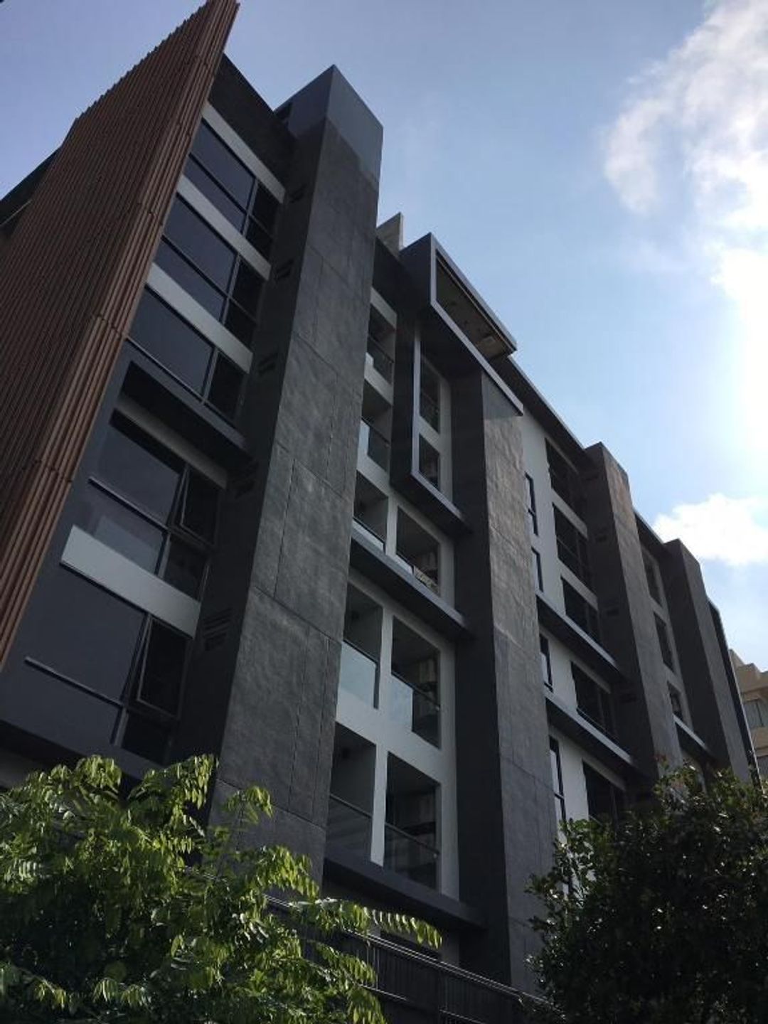 素坤逸51服务式公寓饭店 (Voque Hotel & Serviced Residence Sukhumvit 51)