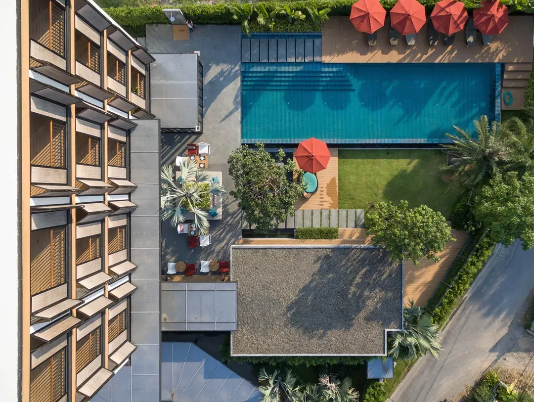 銀色棕櫚渡假村 (The Silver Palm Wellness Resort)