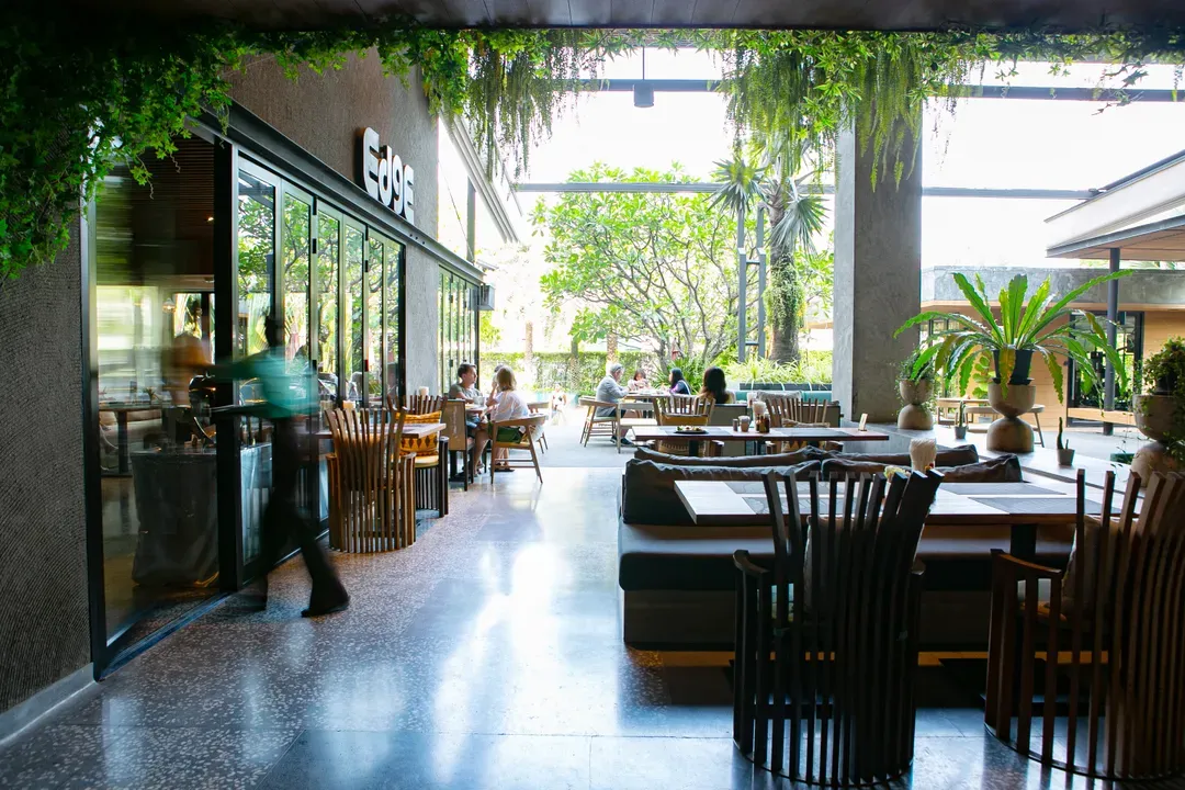 銀色棕櫚渡假村 (The Silver Palm Wellness Resort)
