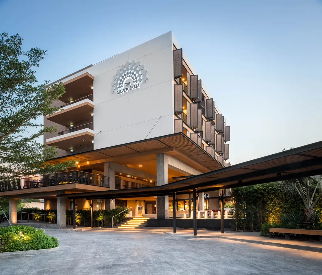 銀色棕櫚渡假村 (The Silver Palm Wellness Resort)