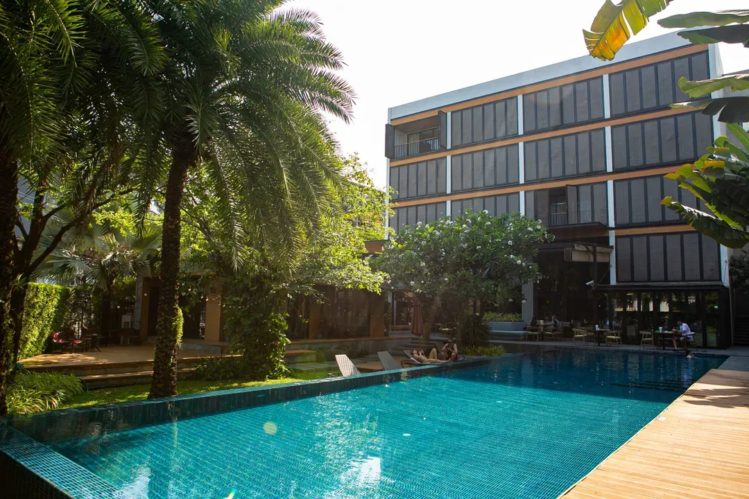 銀色棕櫚渡假村 (The Silver Palm Wellness Resort)
