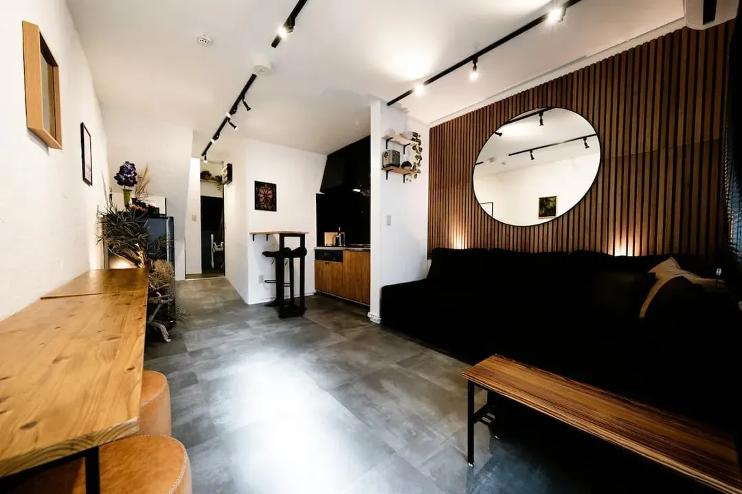 距離都立家政站步行僅2分鐘！直達新宿20分鐘！時尚的整棟房屋出租-1