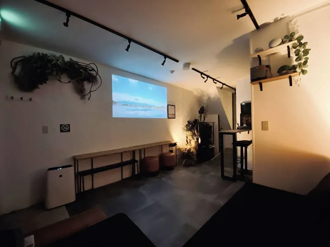 Just 2 minutes walk from Toritsu-Kasei Station! Direct access to Shinjuku in 20 minutes! A stylish entire house for rent