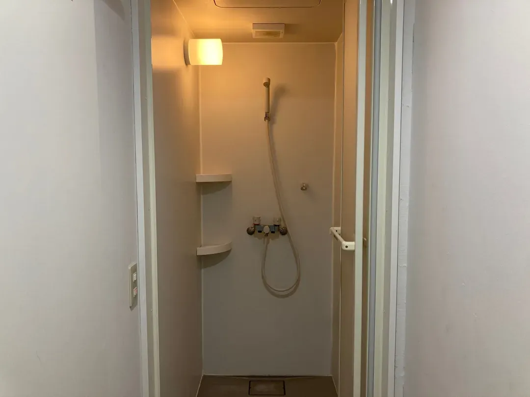 共用シャワー