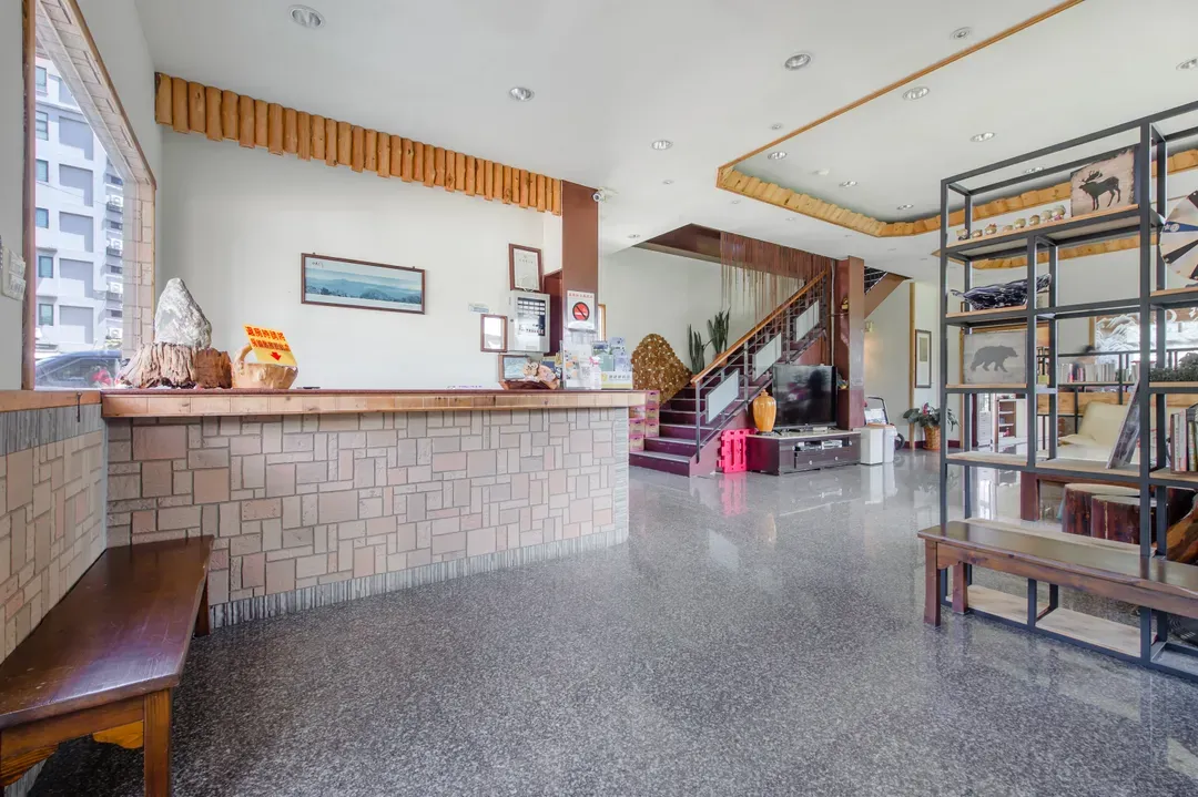 Bishui Shanju Lakeside B&B