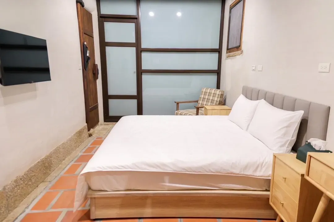 One Floor Cultural Tourism