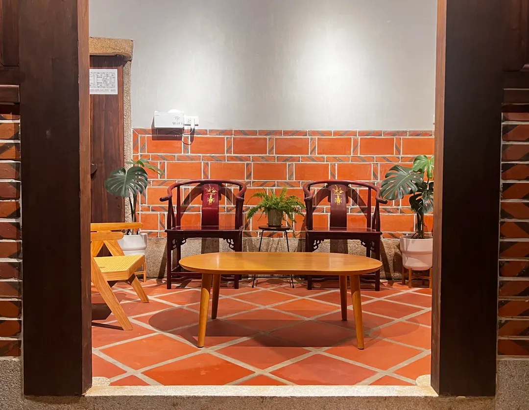 One Floor Cultural Tourism
