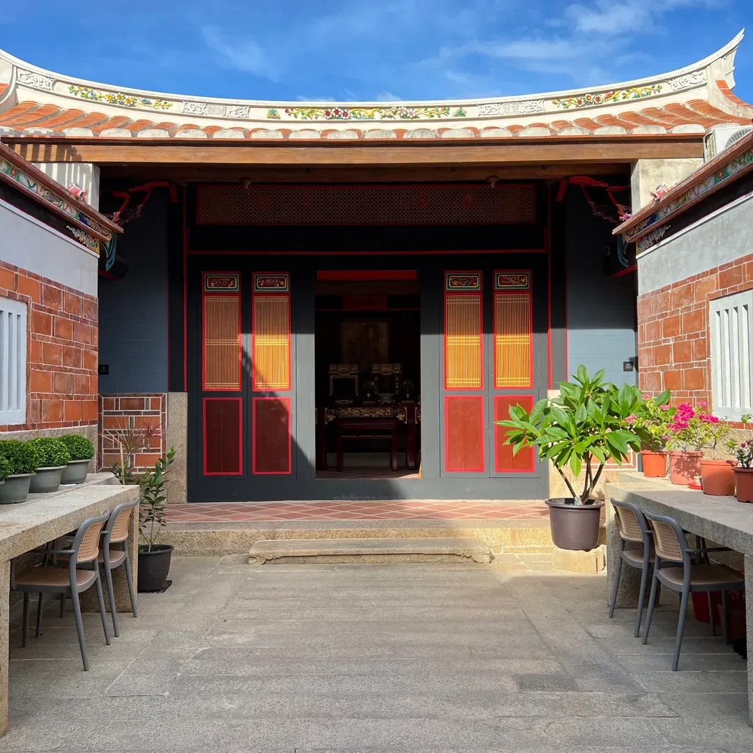 One Floor Cultural Tourism