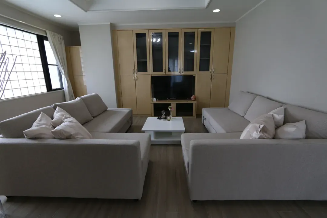 ELLE Namba Villa
