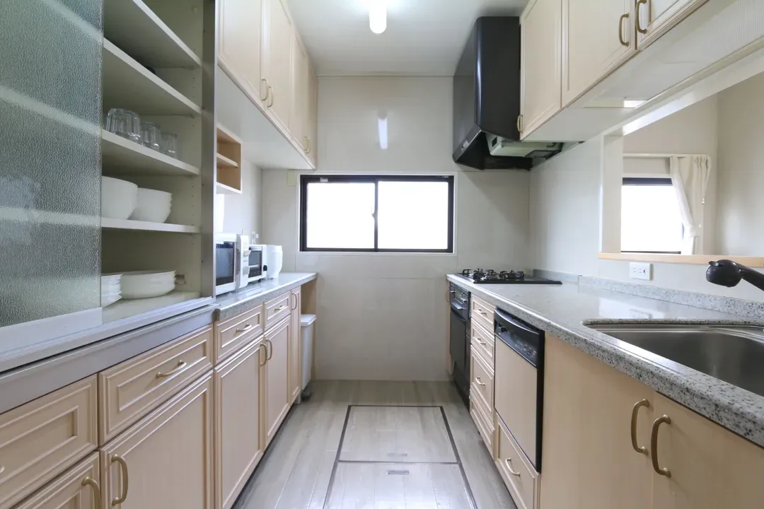 ELLE Namba Villa