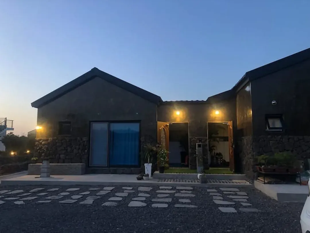 美英小屋｜近萬丈窟-8