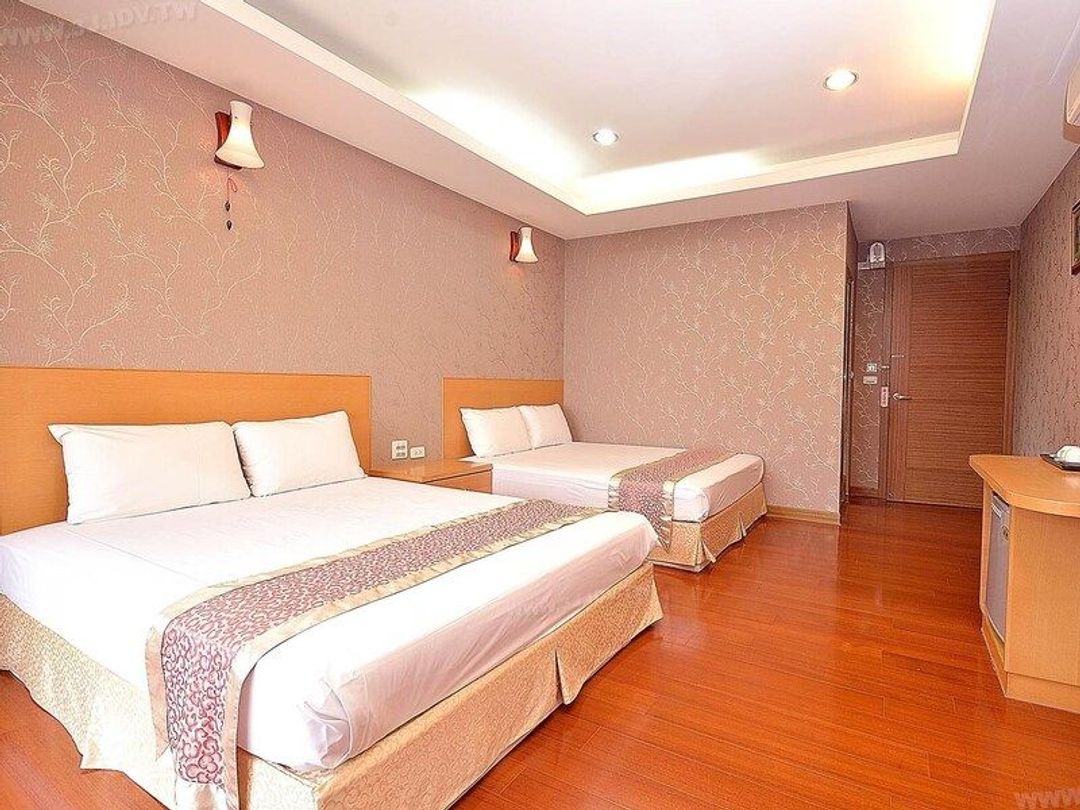 Xitou Peach Blossom House Bed and Breakfast