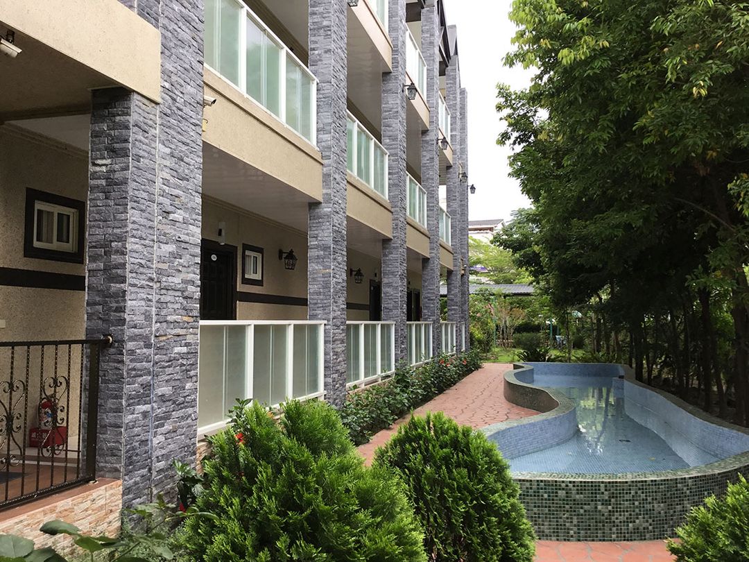 Champs Elysees Garden Resort