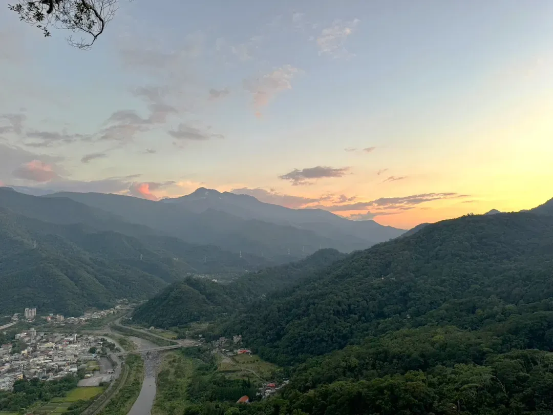 夕陽餘暉