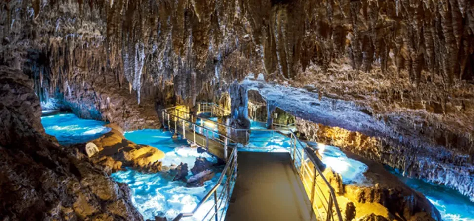 【沖繩遺址購物一日遊】玉泉鐘乳石洞．戰爭遺址遊．Iias購物中心