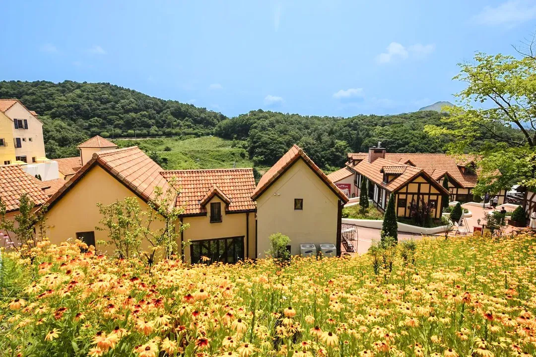 小法國村