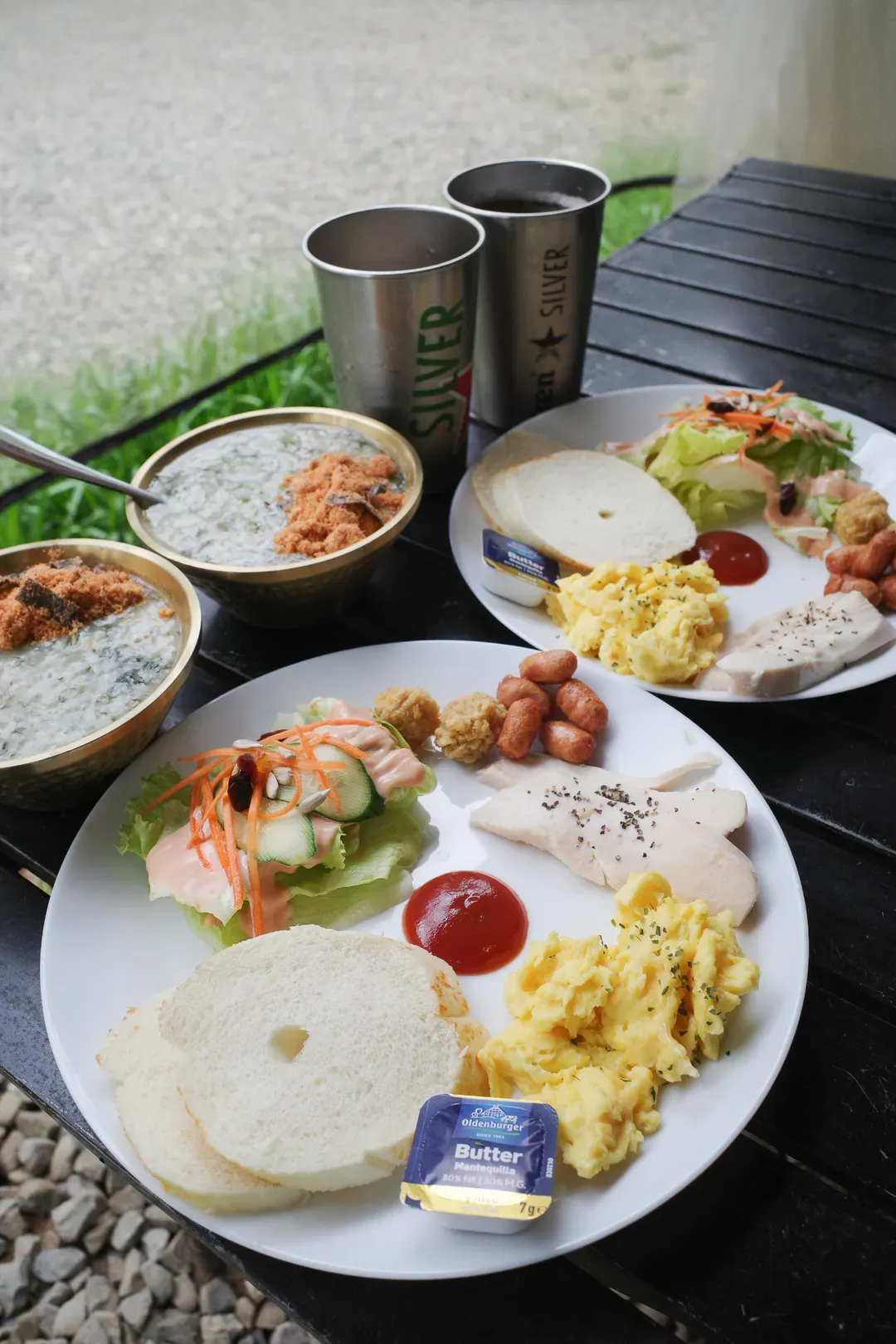 愛聚時光露營區｜啤酒暢飲、山屋狩獵帳、一泊四食＋手作