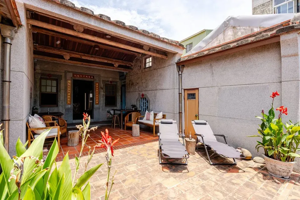 臺窩灣 Tayouan Villa 2-12人包棟 全新房間4房6衛4床2廳1廚房/台南特色民宿、位於安平老街|Tainan Traditional House|FortZeelandia-12