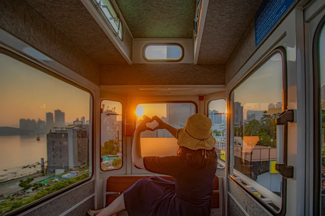 天空膠囊列車