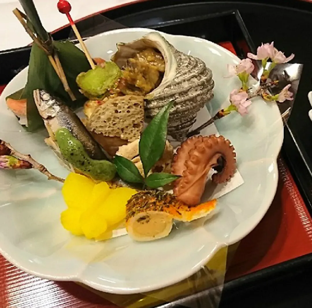 Yufuin Onsen Kutsurogi no Yado Nanakawa